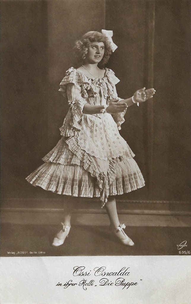 La Poupée