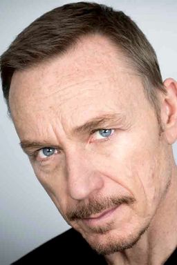 Ben Daniels