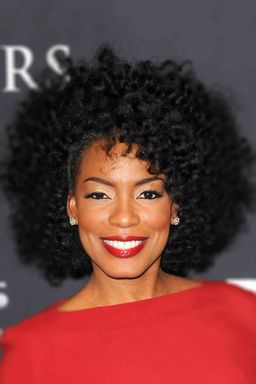 Aunjanue Ellis-Taylor