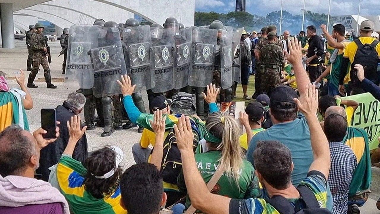 No Céu da Pátria Nesse Instante