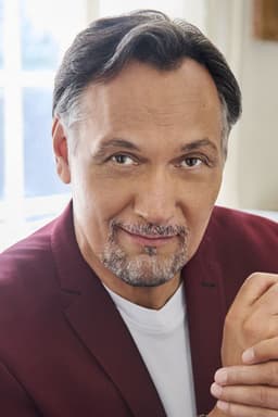 Jimmy Smits